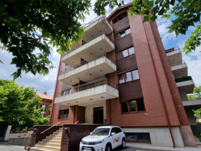 Imobil 30 apartamente in Fabrica de Glucoza in spate la CARO Hotel, B. Vacarescu