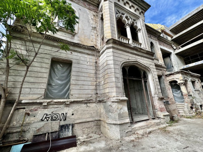 Vila istorică consolidata Universitate - Gradina Icoanei - Sup. 1500 mp 